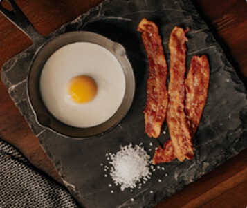 omelette with bacon
